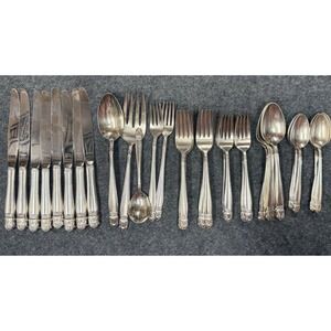 Holmes & Edwards IS 53 Pc DANISH PRINCESS Silverplate Flatware Place Settings